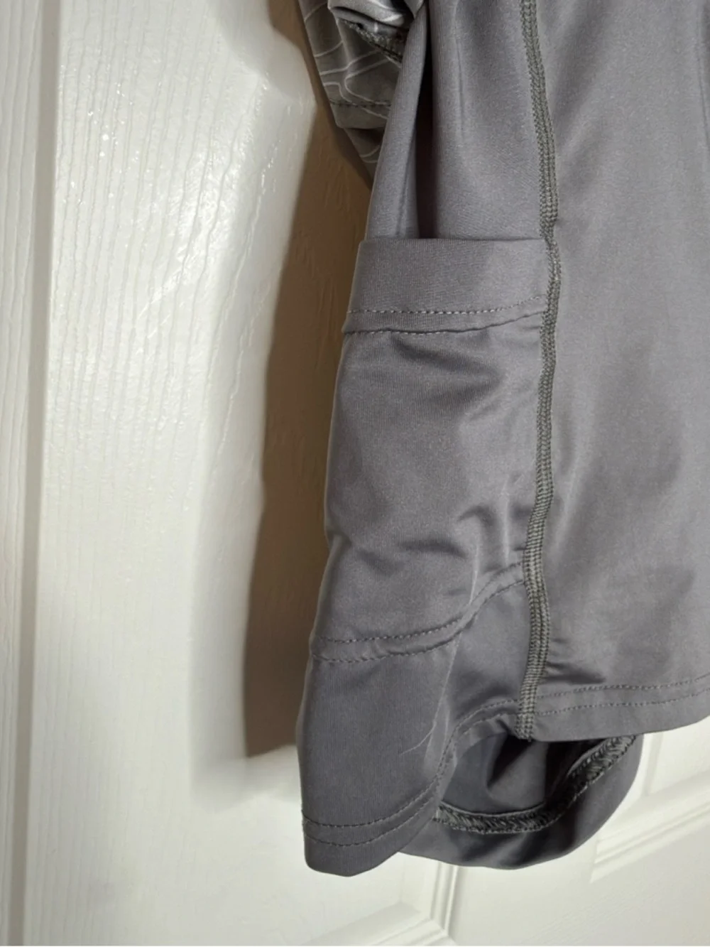 Columbia Skort Grey with Pink & Blue Floral Sz Small - Picture 6 of 8